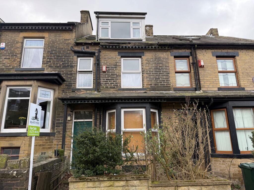Main image of property: Park Cliffe Road, Bradford, West Yorkshire, BD2 4NS