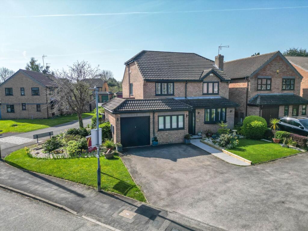 Main image of property: Wentworth Drive, Nuneaton, CV11