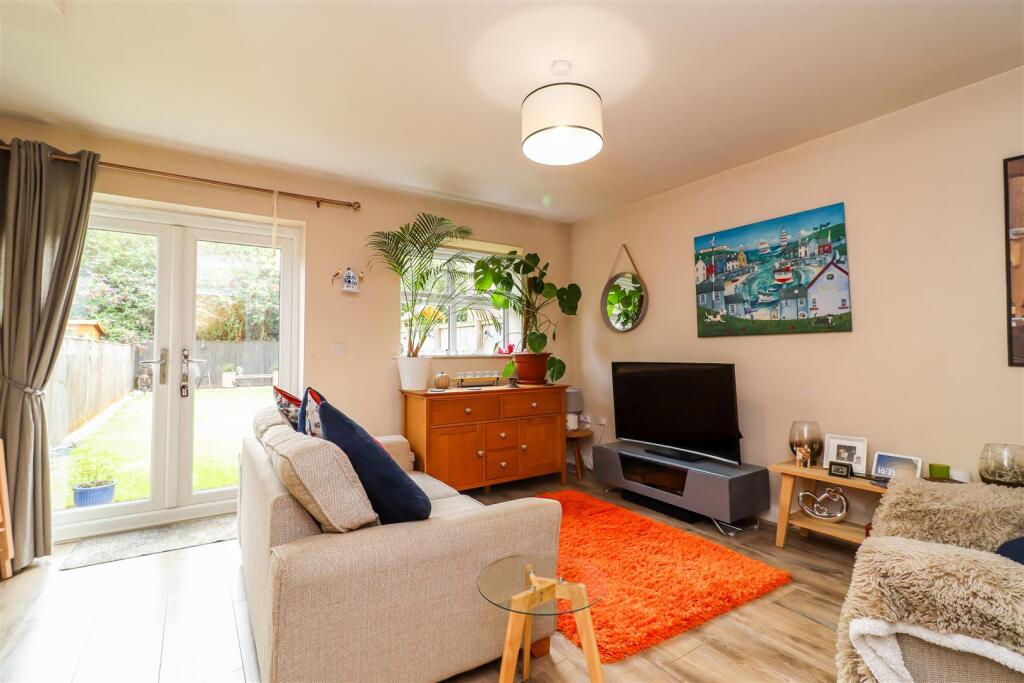 House in Wakefield, Airedale - View 4