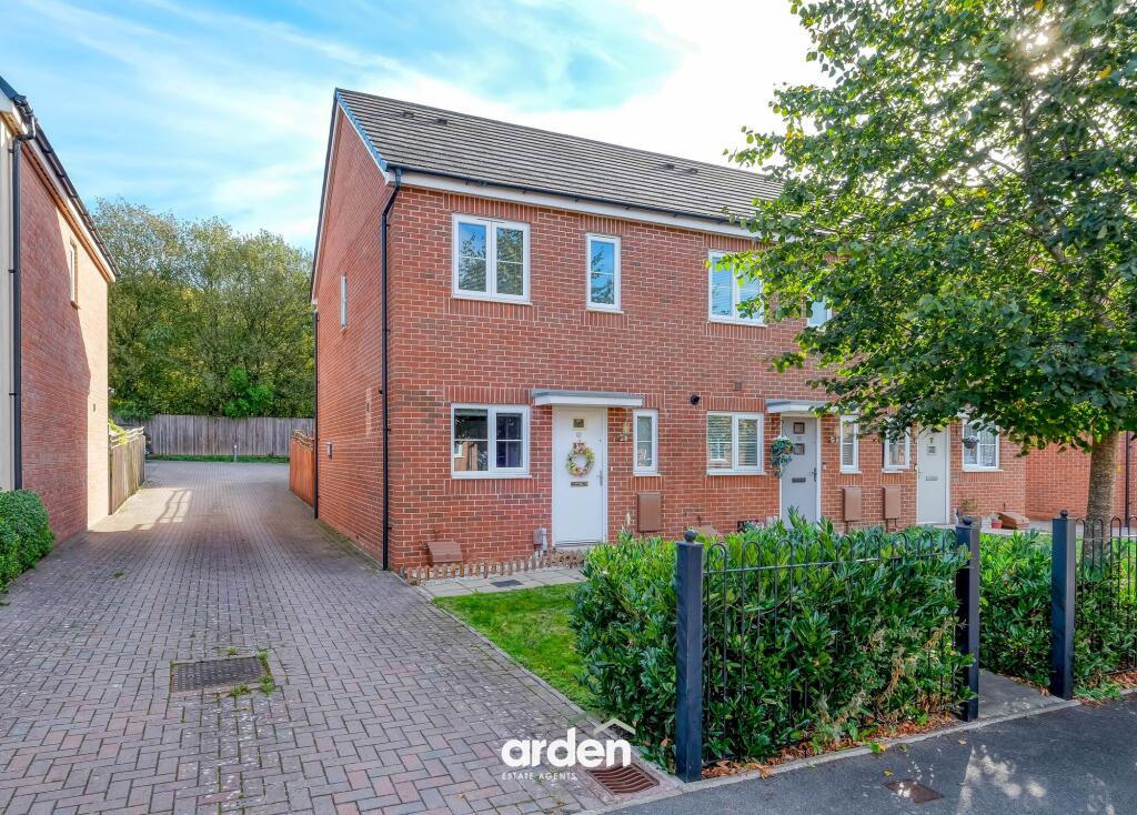 2-bed terraced on East Works Drive, Cofton Hackett, B45, £240,000