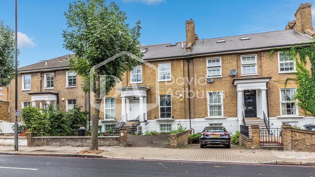 Apartment in London - View 3