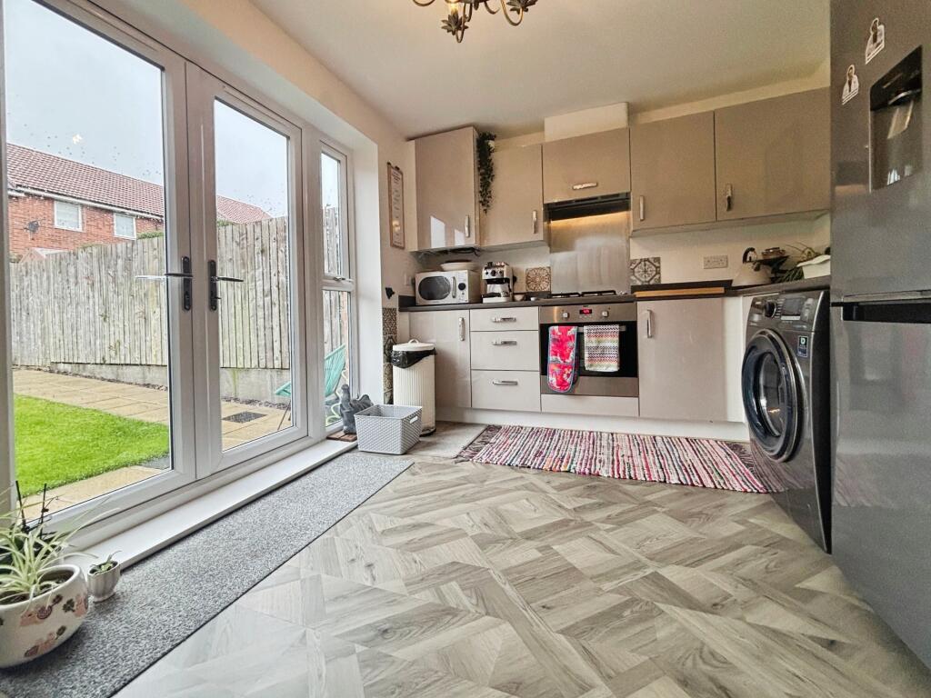 Magnolia Drive, Blakelaw, Newcastle upon Tyne, NE5 photo 3