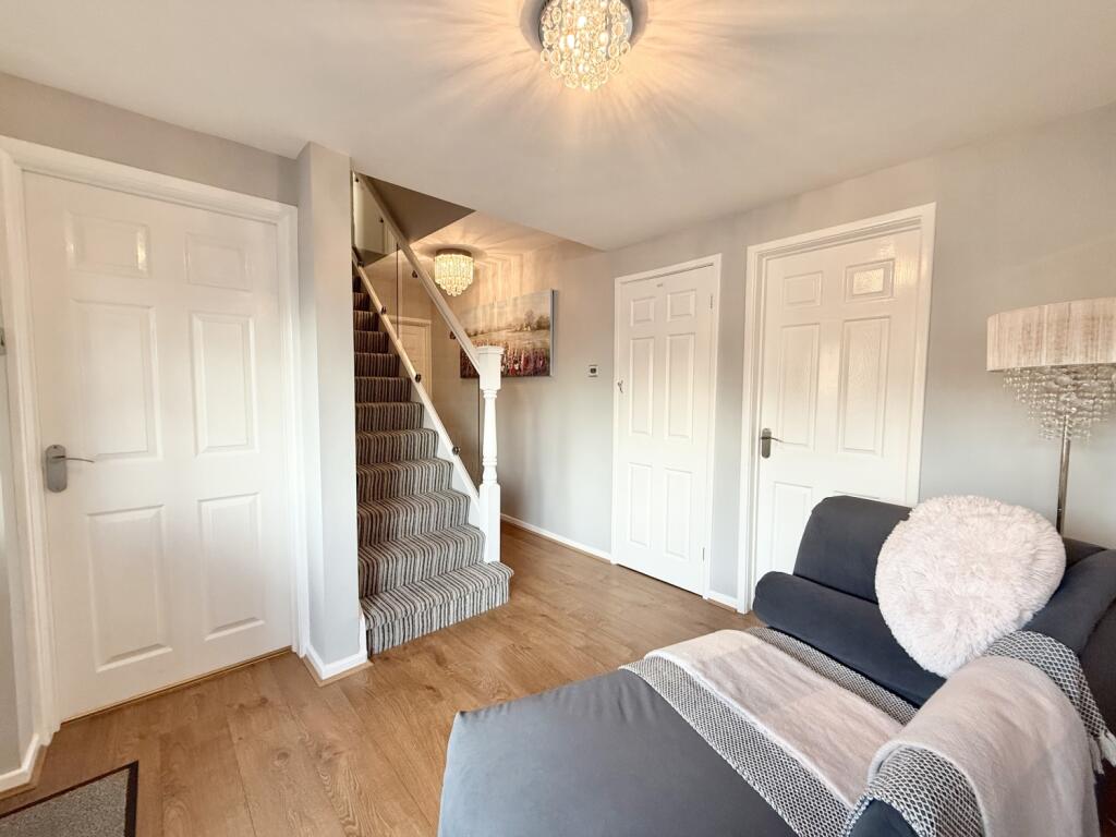 Longmeadows, East Herrington, Sunderland, SR3 photo 3