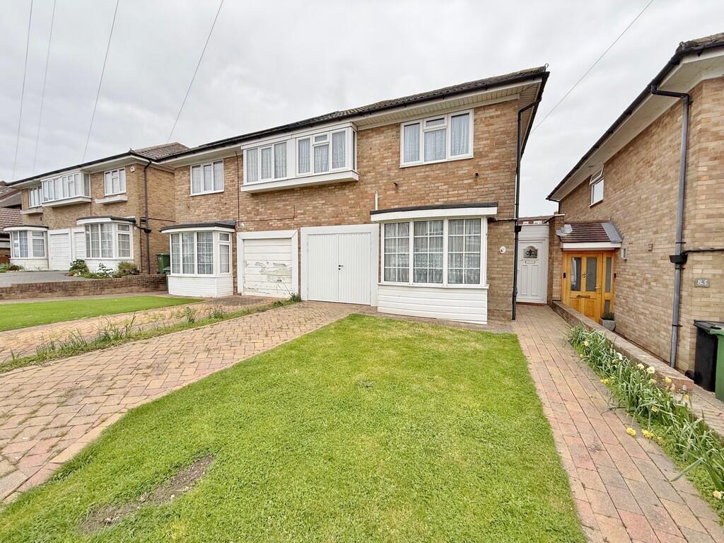 Main image of property: East Lodge Park, Farlington