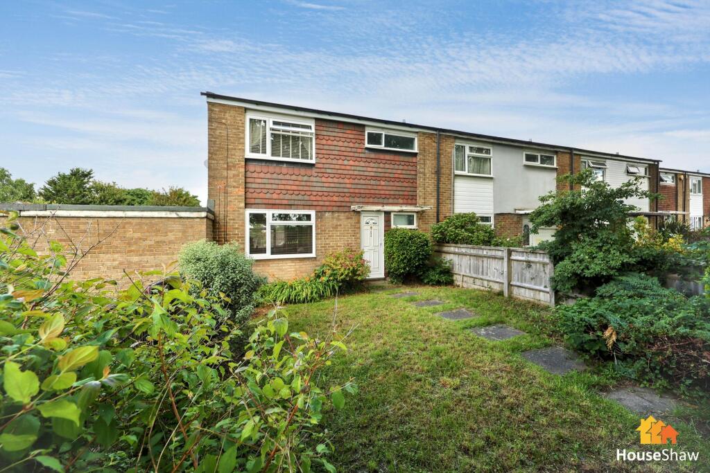 Main image of property: Hithercroft Road, High Wycombe, HP13 5RF