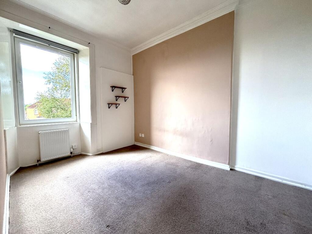 Apartment in Dunfermline, Abbey Parks, Central Dunfermline - View 4