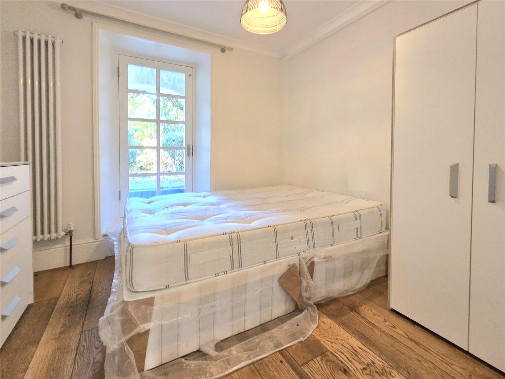 2 bedroom maisonette for rent