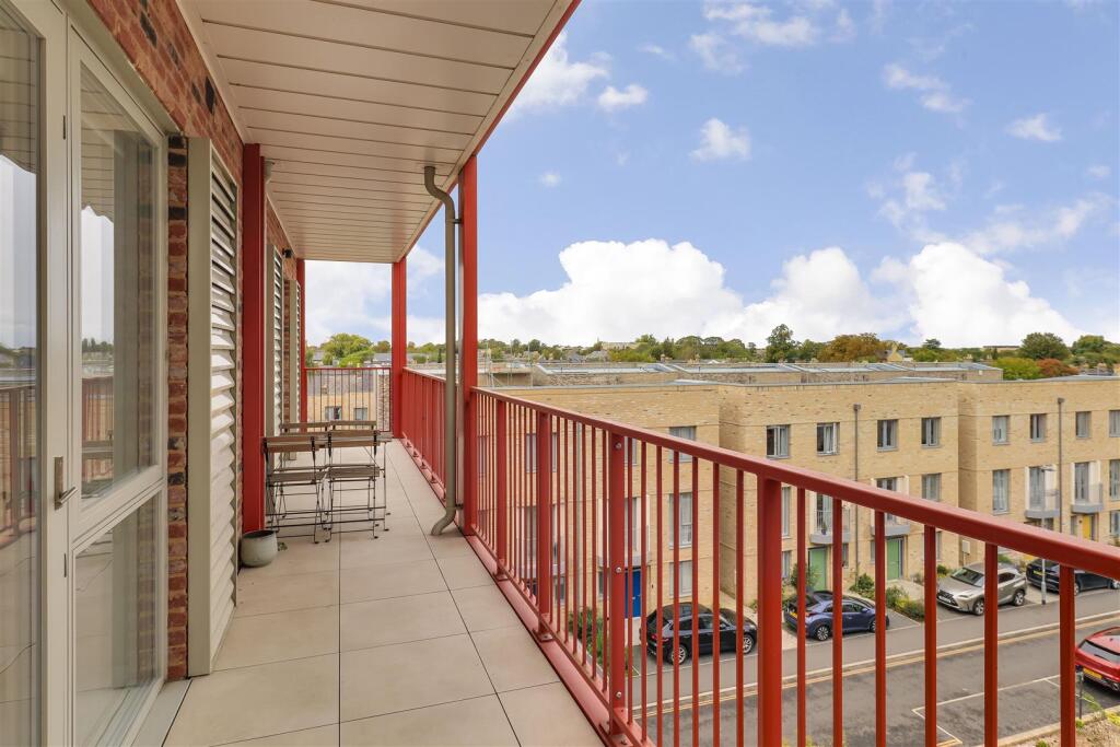 Apartment in Cambridge - View 4