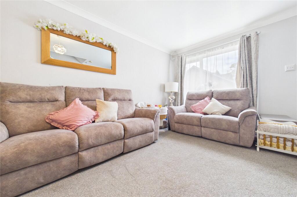 House in Burghfield - View 3
