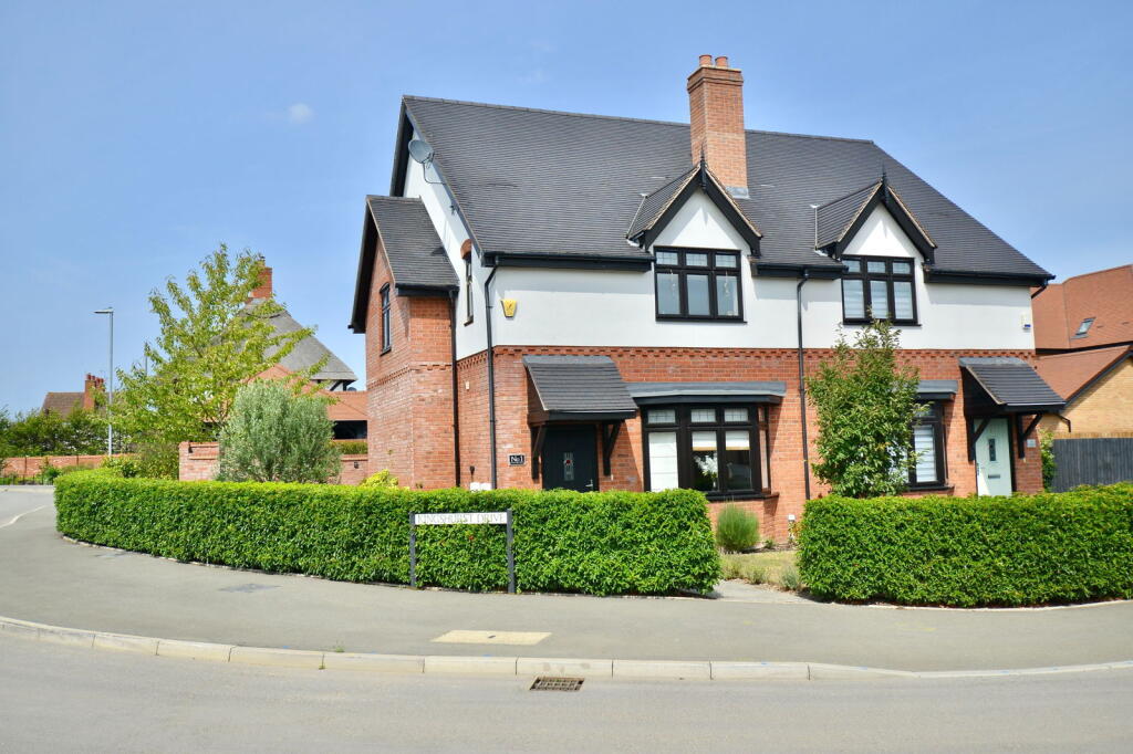 Main image of property: Kingshurst Drive, Badsey, WR11 7ZF