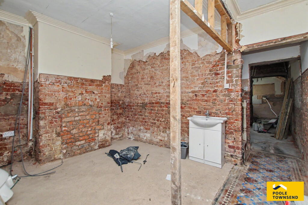 Keith Street, Barrow-in-furness, Cumbria, LA14 2NN photo 2