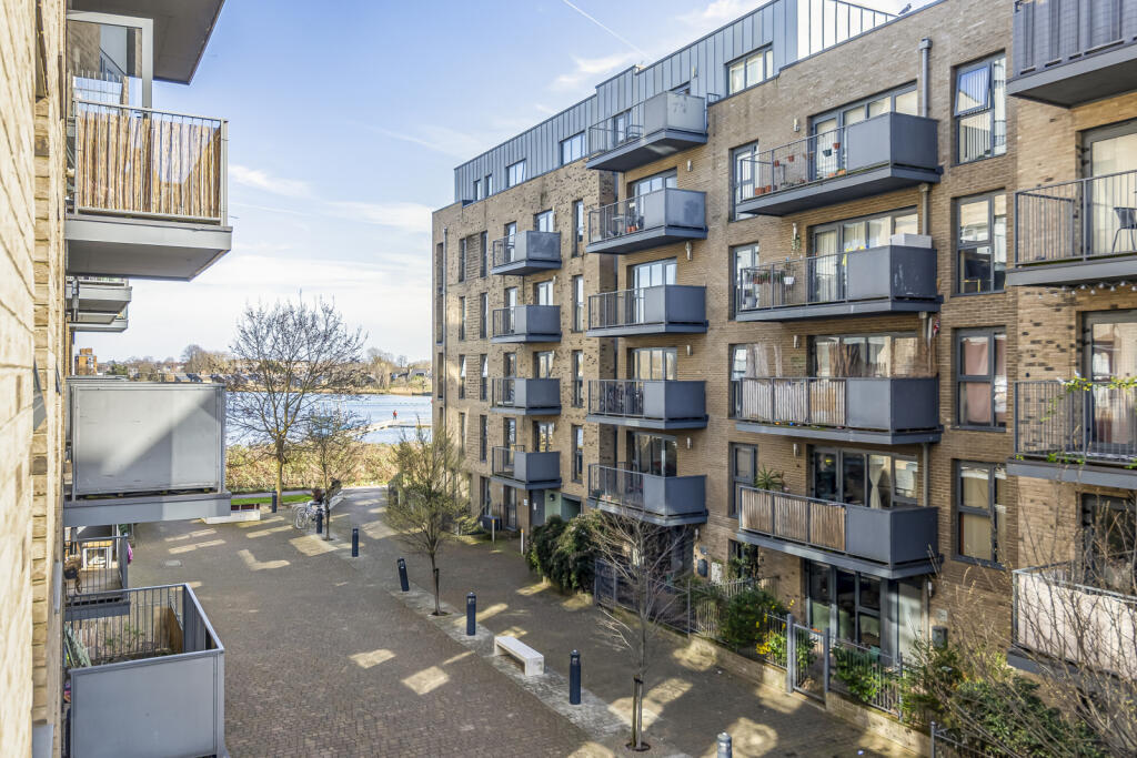 Main image of property: Green Lanes Walk, N4