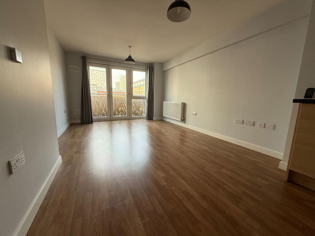 Main image of property: Fenton Street, London, E1 2NE