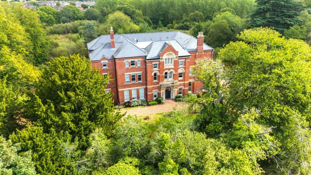 Main image of property: Gwendolyn Drive, Coventry, CV3