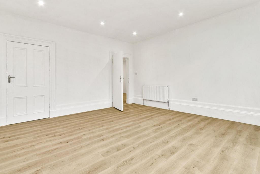 Apartment in Glasgow - View 5