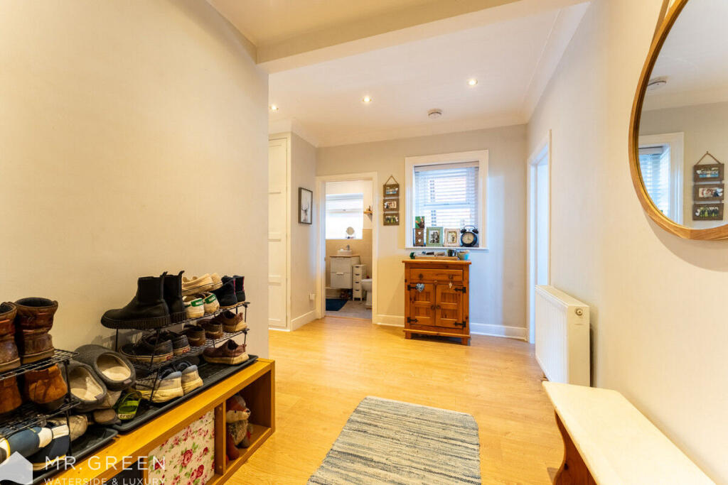Apartment in Christchurch, Southbourne, Bournemouth - More