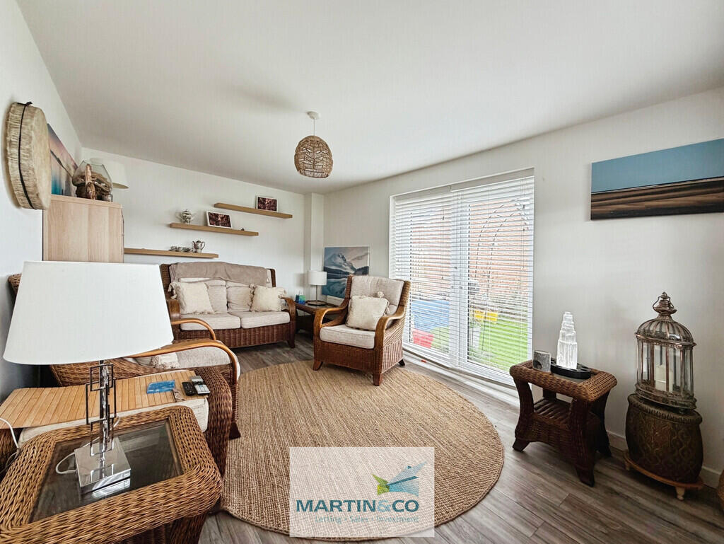 House in Doncaster, Cantley - View 4