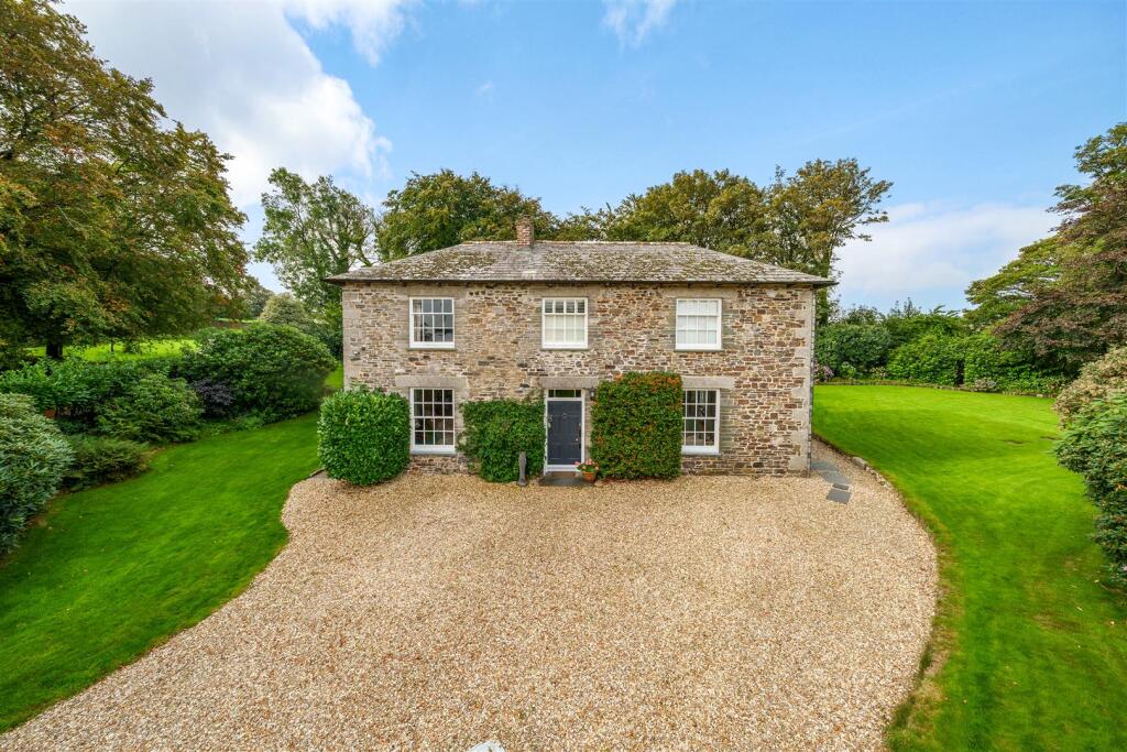 Main image of property: Treneglos, Launceston