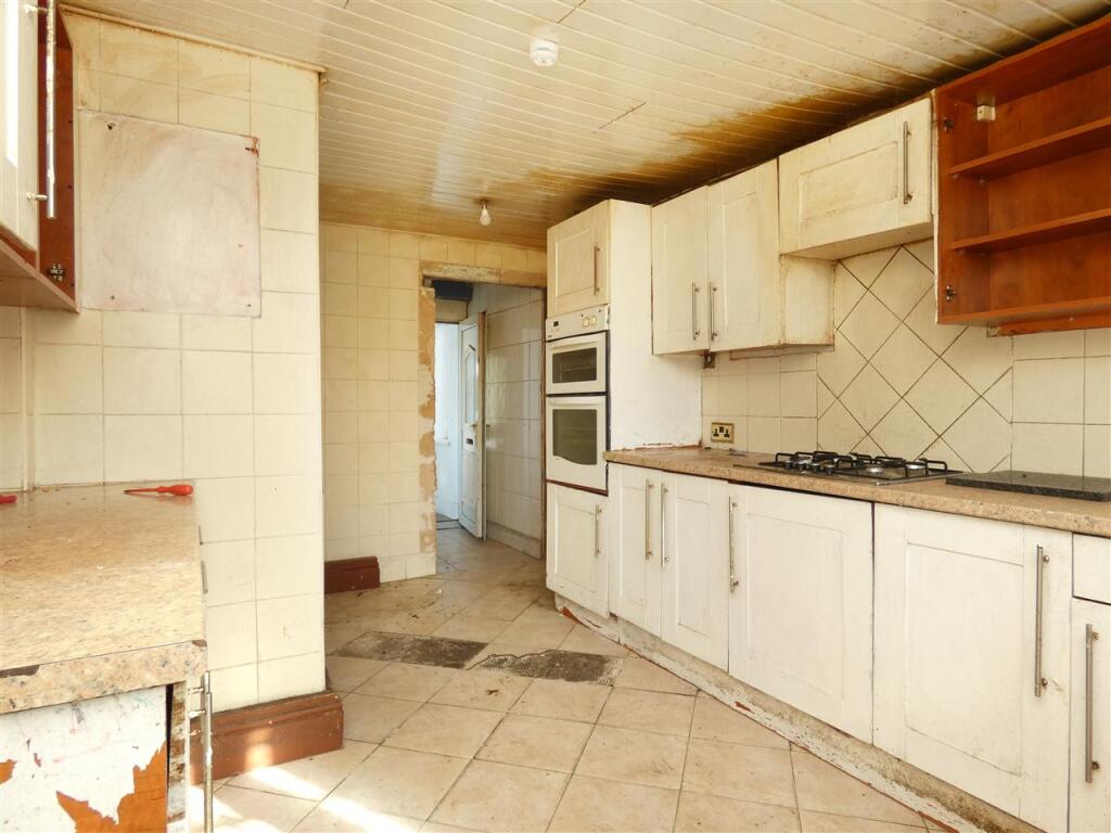 House in Knowsley, Liverpool City Region - More