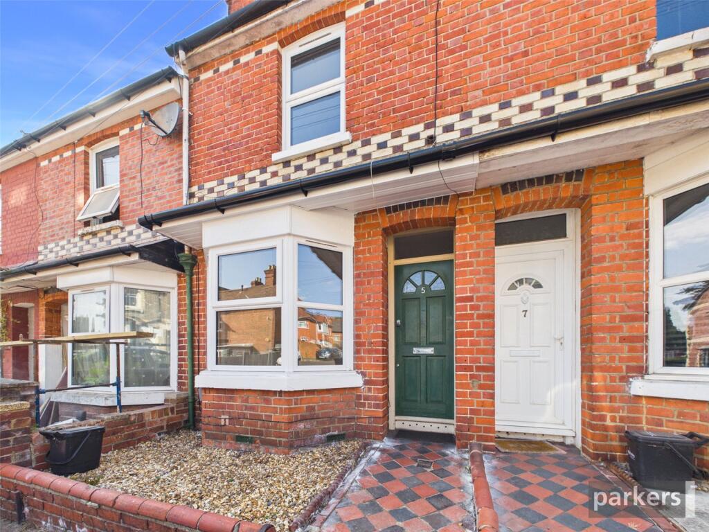 2-bed terraced on Lennox Road, Reading, Berkshire, RG6, £285,000