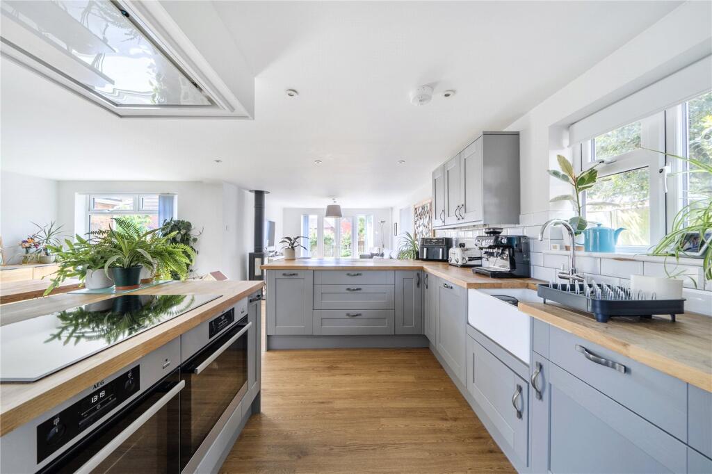 House in Portsmouth - View 5