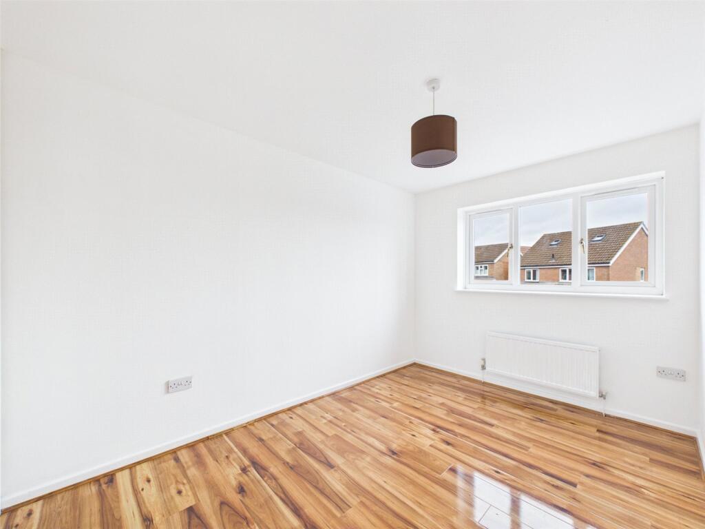 House in Gloucester, Wotton Pitch - More