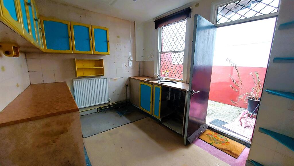 House in Swansea, Cymer and Glyncorrwg - More