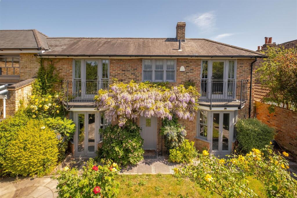 Main image of property: High Street, Thames Ditton