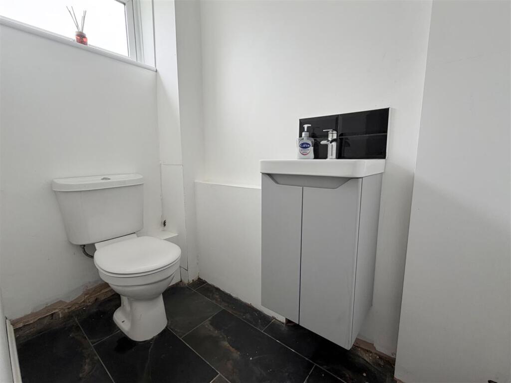 House in Blaby, Enderby - View 5
