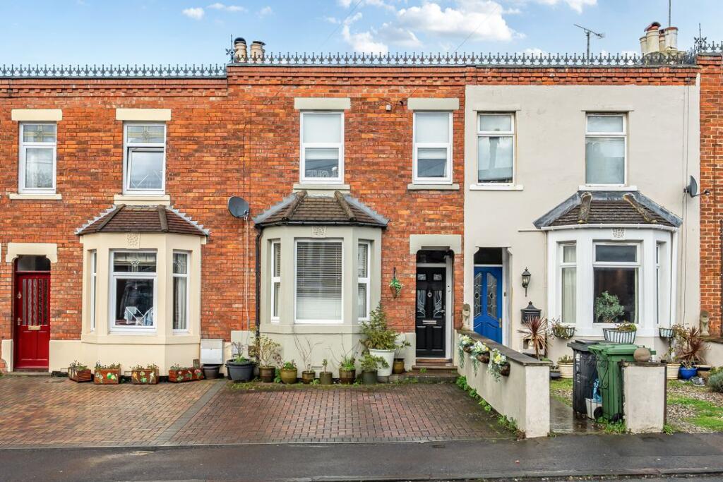 Main image of property: Kingshill Road, Kingshill, Swindon, SN1