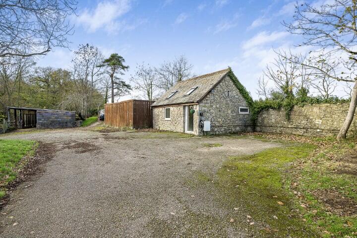 Tyddyn Ceirw, Henllan Road, St. Asaph, LL17 photo 2