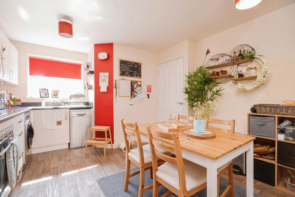 Moorhen Close, Stockton-On-Tees - View 4