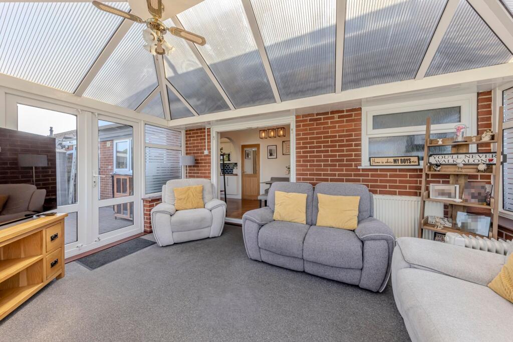 House in Stoke-on-Trent - More