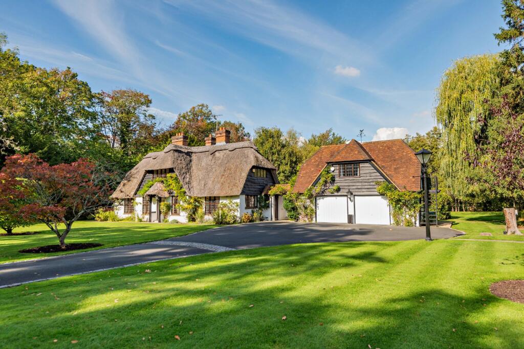 Main image of property: Warfield, Bracknell, Berkshire