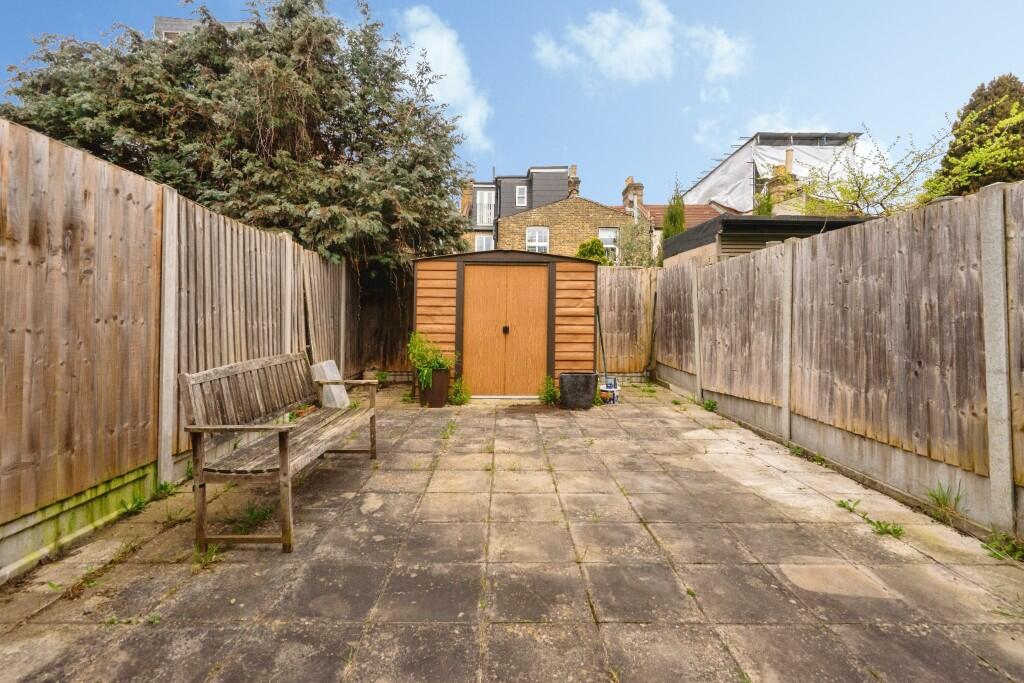 House in London, Walthamstow Village, Leyton - View 3