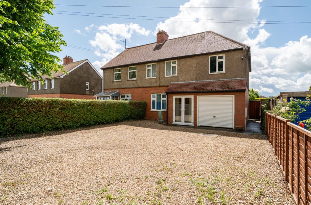 Main image of property: Spalding Road, Holbeach, Spalding, Lincolnshire, PE12