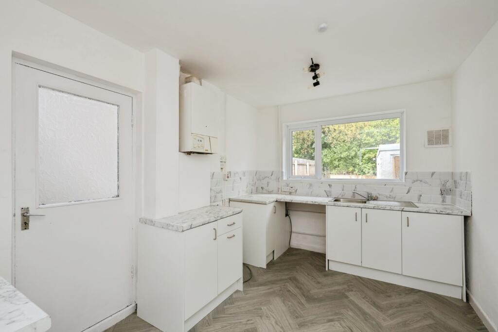 House in Swansea, Morriston - View 4