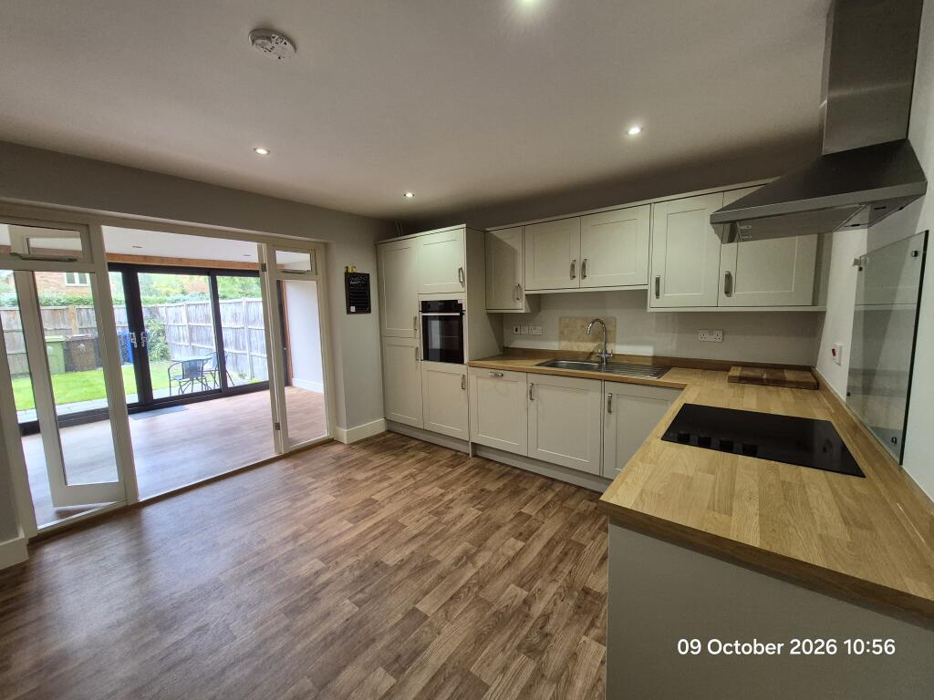 Main image of property: Maple Lodge, Main Road, Ashby Cum Fenby, DN37 0QW