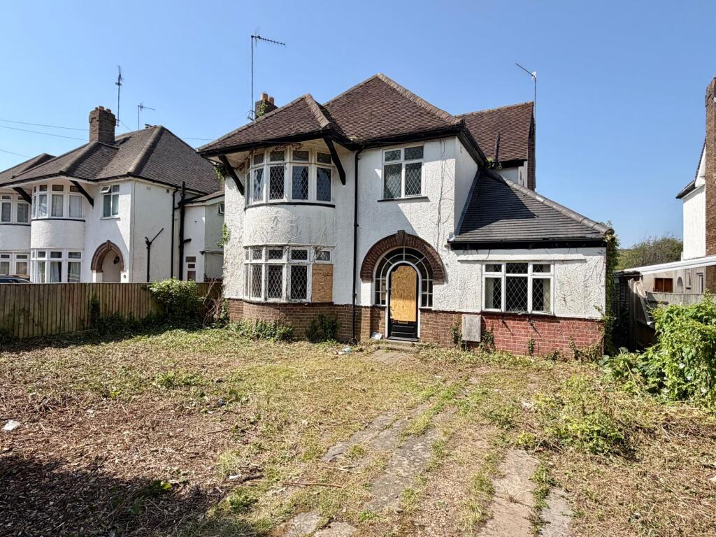 Main image of property: Broadway Road, Evesham, Worcestershire, WR11