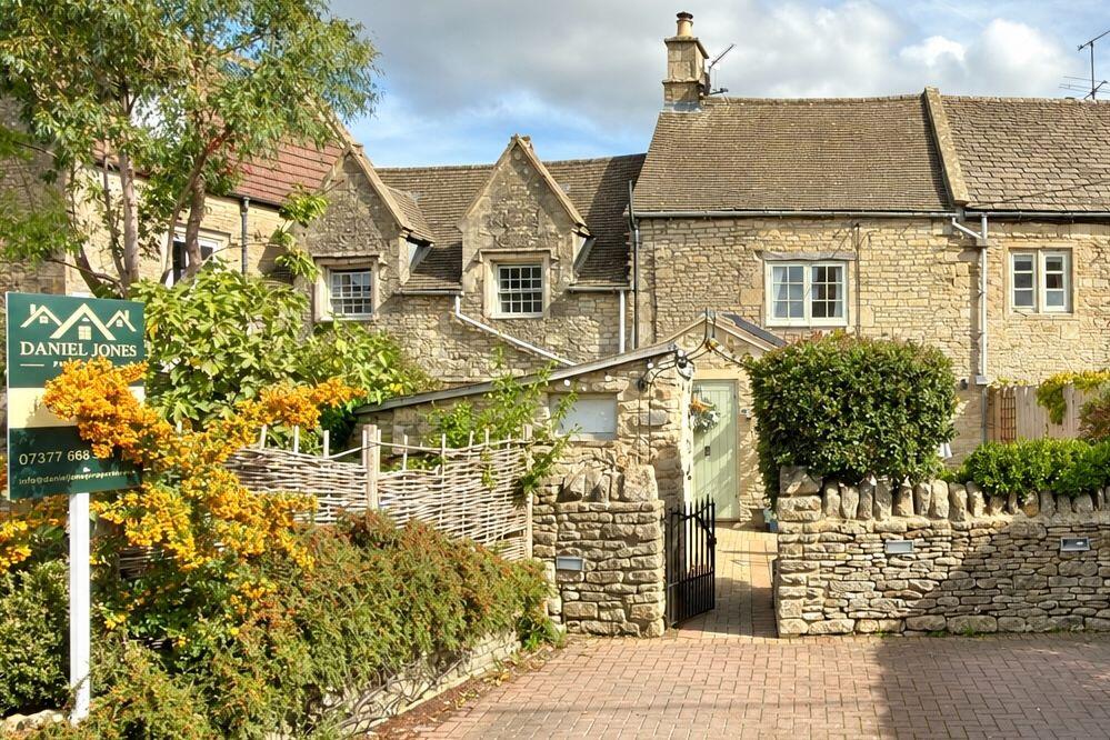 Main image of property: Ogbourne, Colerne, Chippenham, Wiltshire, SN14 8DJ