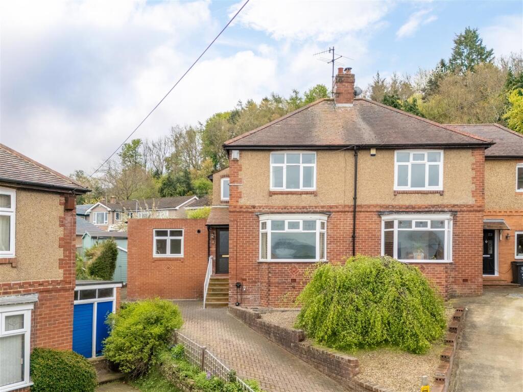 3-bed semi-detached on Beaufront Avenue, Hexham, NE46, £260,000