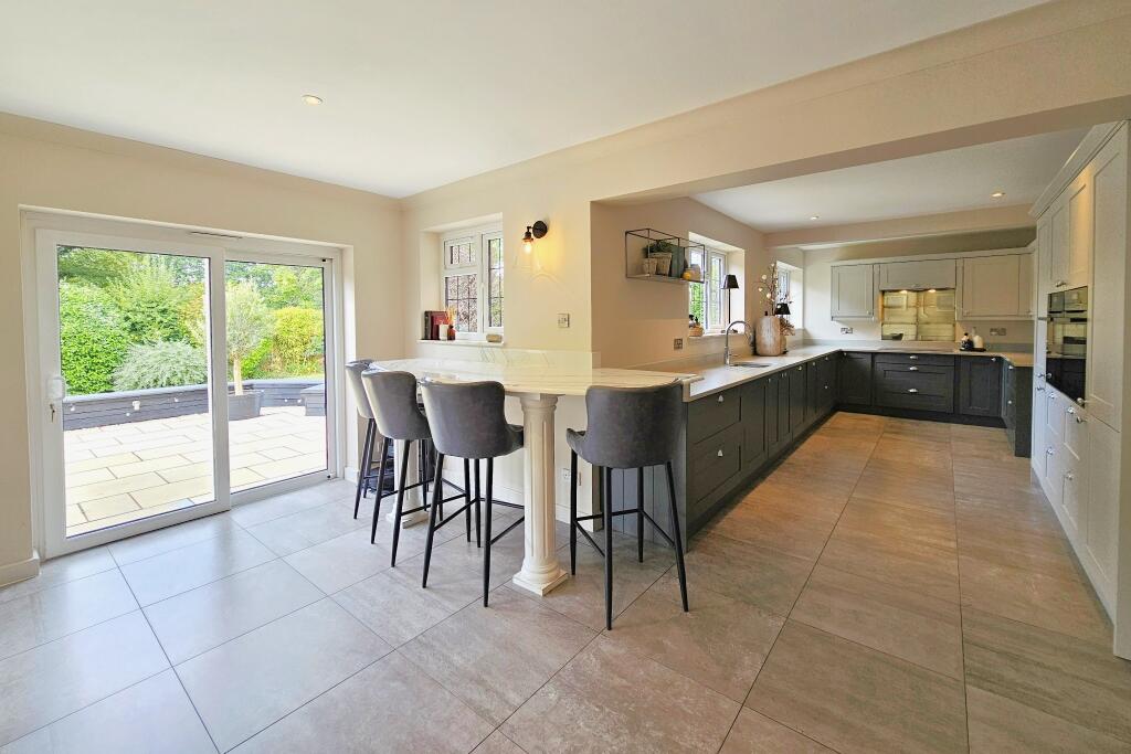 Hambledon Road, Denmead photo 4