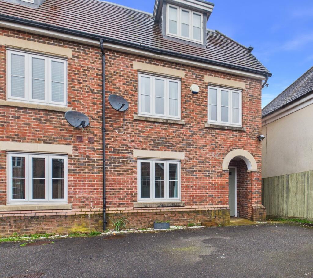 Main image of property: North Close, Beaconsfield, Buckinghamshire, HP9