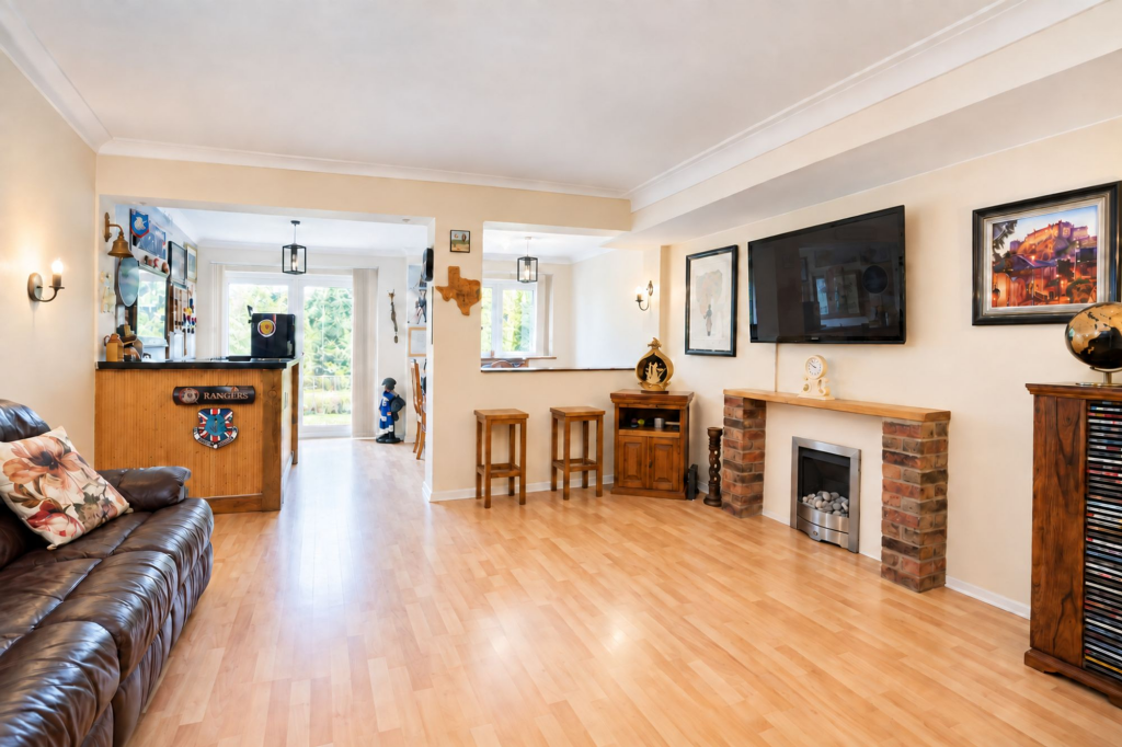 House in Solihull, West Midlands - View 5