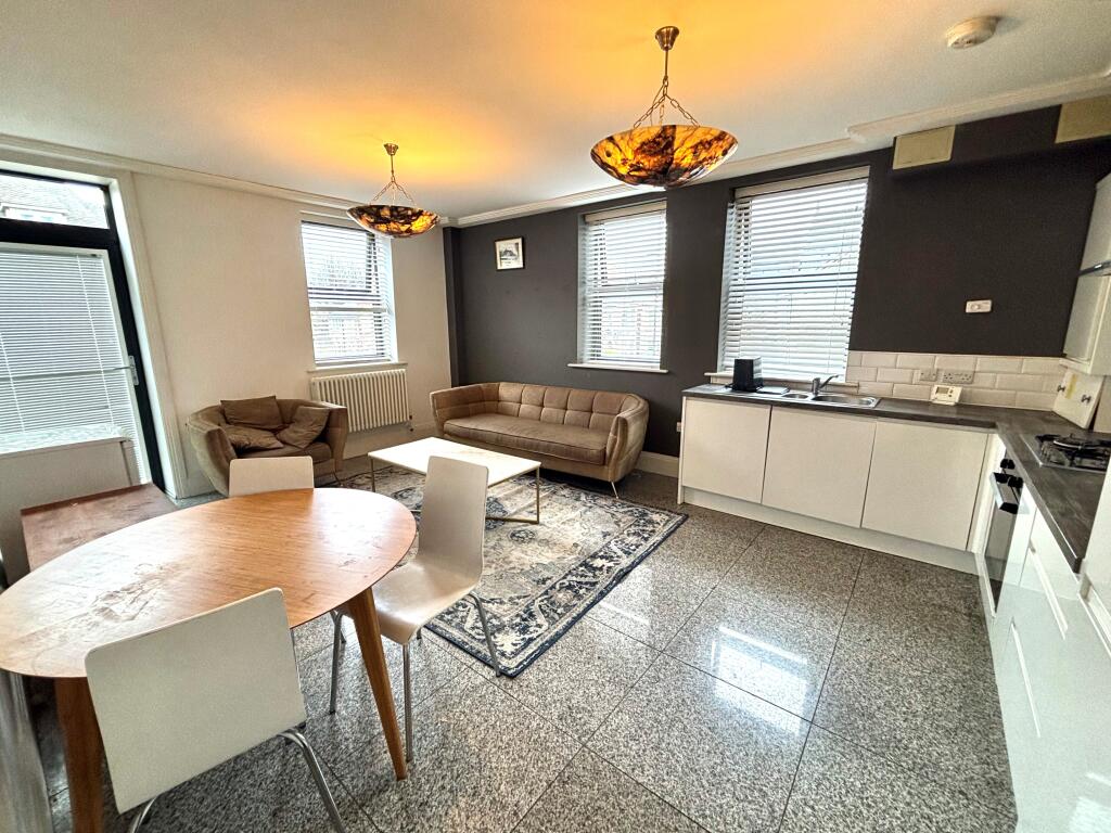 Main image of property: Broadway, Peterborough PE1 1SH