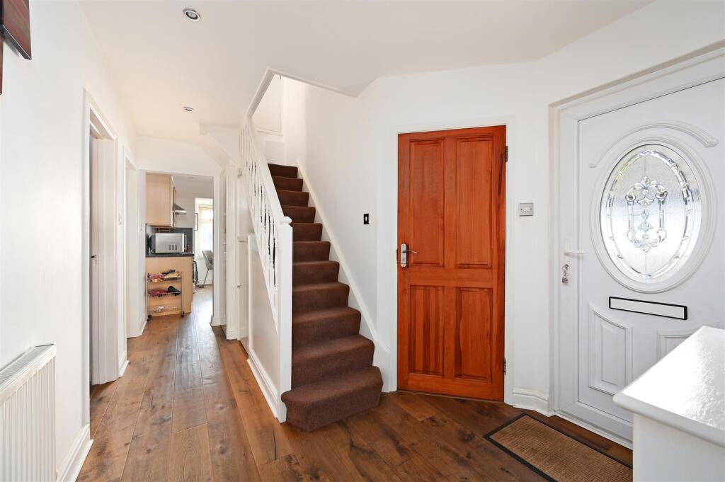 House in Brighton, Portslade Village - More