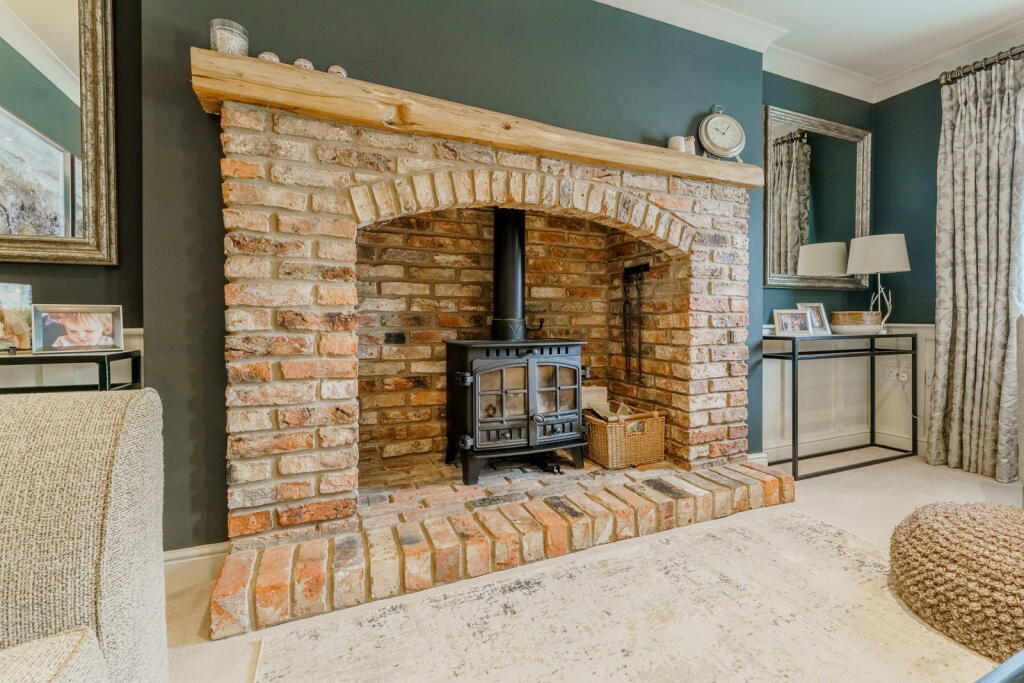 House in Doncaster - View 4