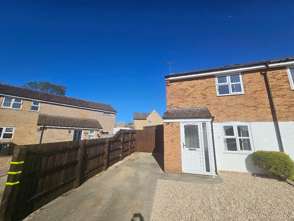 Main image of property: Kensington Close, Kings Sutton, Banbury, OX17 3XB