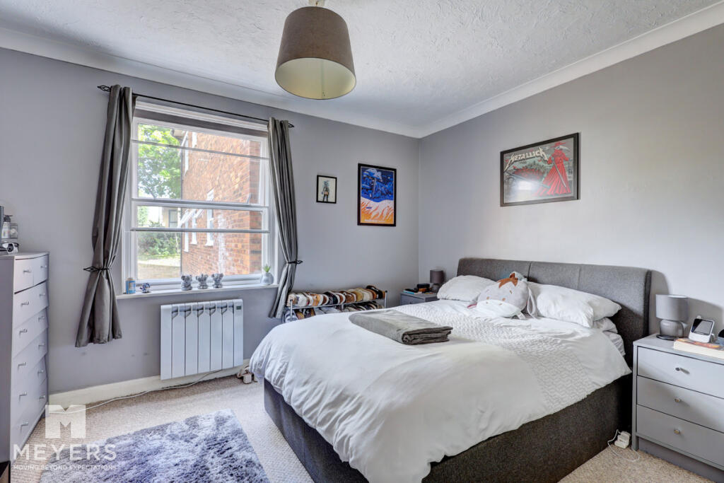 Apartment in Bournemouth - View 5