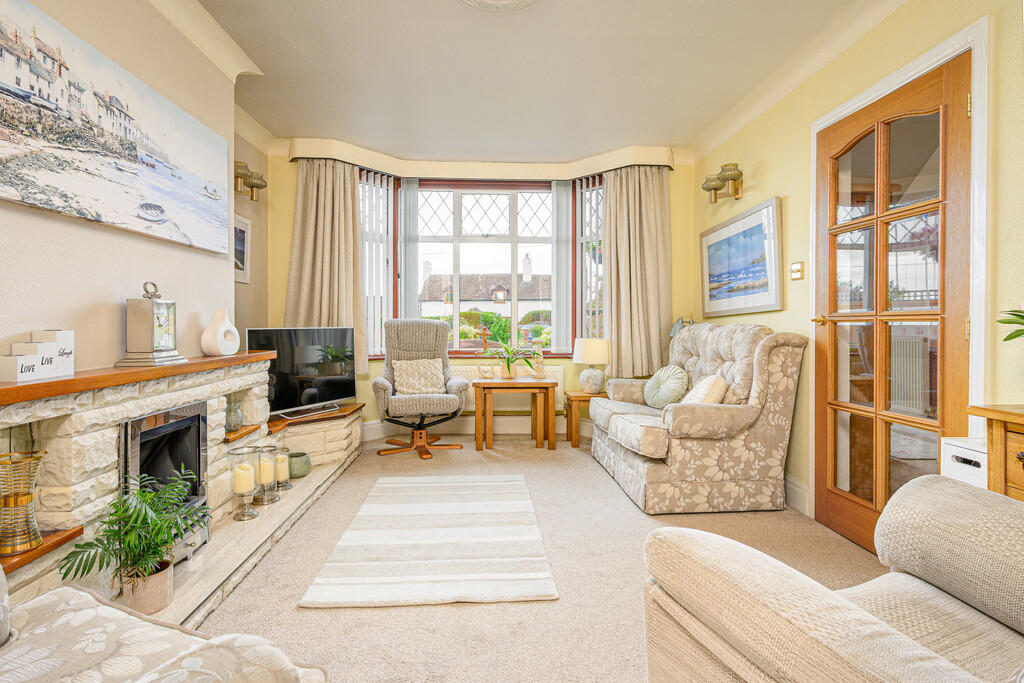 House in Telford, Donnington and Muxton - More